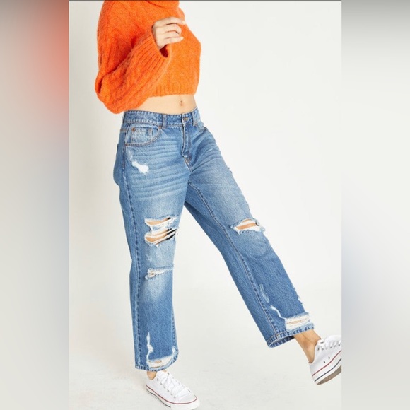 90s Boyfriend Jeans Destructed by EnJean - Picture 2 of 4